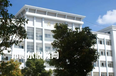 鹽源職業(yè)技術(shù)中學(xué)校2022年報名條件、招生要求、招生對象
