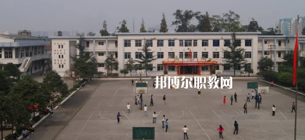 成都市育華職業(yè)學(xué)校怎么樣、好不好