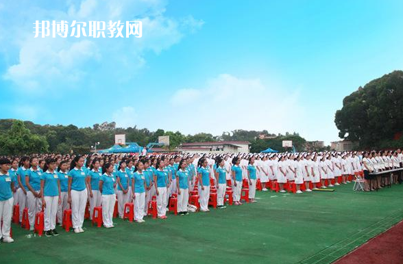 廣東黃埔衛(wèi)生職業(yè)技術(shù)學(xué)校2022年報名條件、招生要求、招生對象