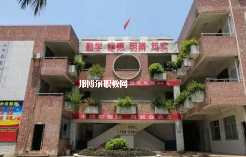 佛山騰飛技工學(xué)校2022年報(bào)名條件、招生要求、招生對(duì)象