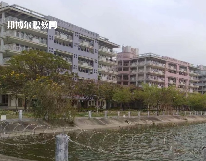 涼山勞動(dòng)職業(yè)技術(shù)學(xué)校怎么樣、好不好;