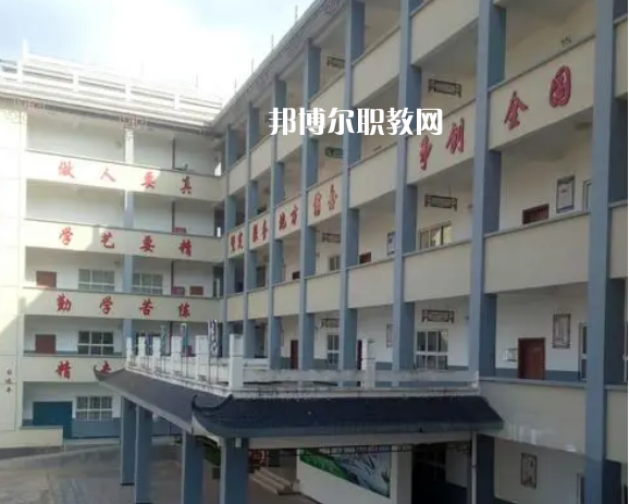 榕江縣中等職業(yè)學(xué)校2022年報名條件、招生要求、招生對象