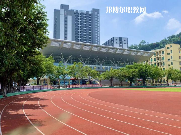 龍陵縣職業(yè)高級(jí)中學(xué)2022年學(xué)費(fèi)、收費(fèi)多少