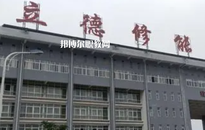 貴州興仁民族職業(yè)技術(shù)學(xué)校2022年報(bào)名條件、招生要求、招生對(duì)象