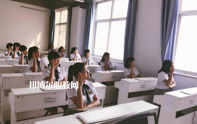 涿鹿縣職業(yè)技術(shù)教育中心2022年學費、收費多少