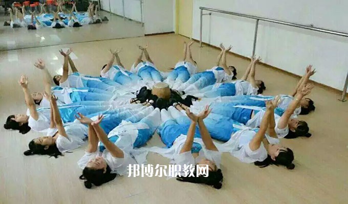 涿鹿縣職業(yè)技術(shù)教育中心2022年報(bào)名條件、招生要求、招生對(duì)象