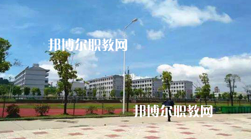 池州江南工業(yè)學(xué)校怎么樣、好不好