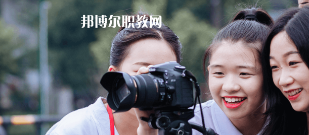 成都現(xiàn)代職業(yè)技術學校2022年報名條件、招生要求、招生對象
