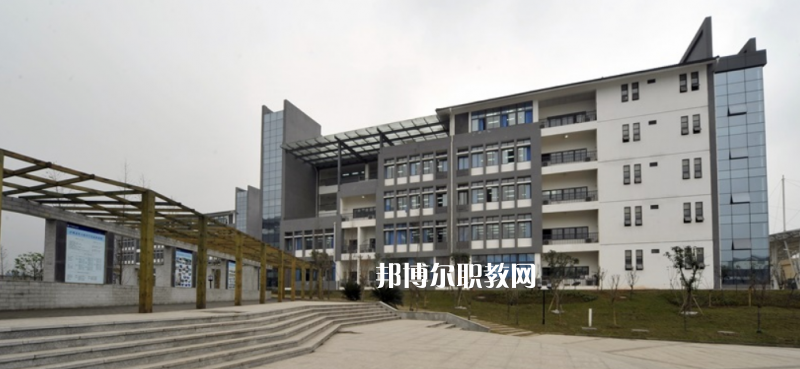 文山文武職業(yè)學(xué)校2022年學(xué)費、收費多少