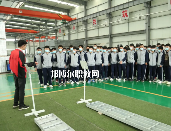 邯鄲建筑工程中專學(xué)校2022年報(bào)名條件、招生要求、招生對(duì)象