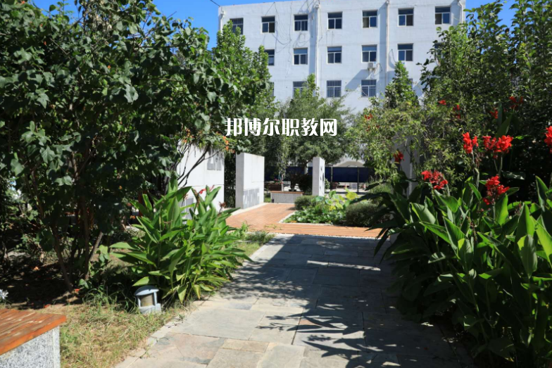 保定市第二職業(yè)中學(xué)2022年學(xué)費(fèi)、收費(fèi)多少