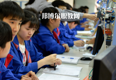 儀征技師學(xué)院2022年報(bào)名條件、招生要求、招生對象
