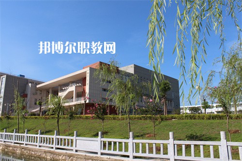 安徽六安技師學(xué)院2022年報(bào)名條件、招生要求、招生對(duì)象