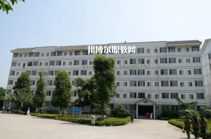 樂(lè)山旅游學(xué)校2022年報(bào)名條件、招生要求、招生對(duì)象