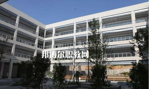 黃山旅游管理學(xué)校2022年報名條件、招生要求、招生對象