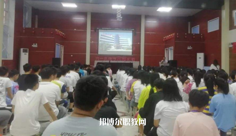 博野縣職業(yè)技術(shù)教育中心2022年報名條件、招生要求、招生對象