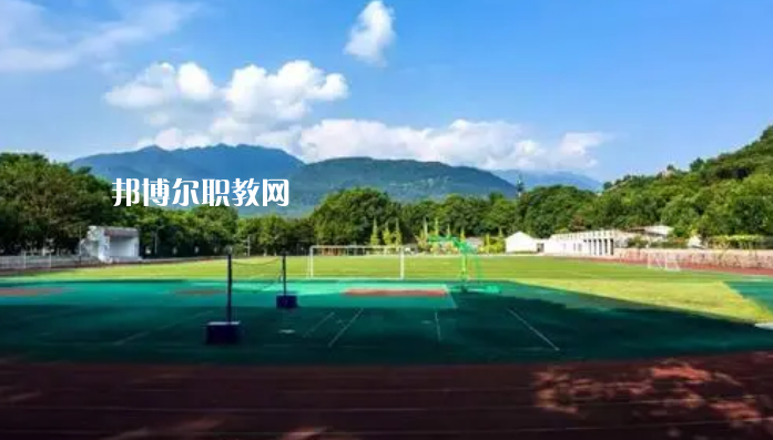 四川食品藥品學(xué)校2022年報(bào)名條件、招生要求、招生對(duì)象