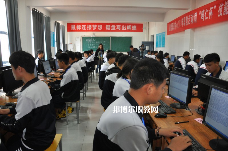 魏縣綜合職業(yè)技術(shù)教育中心2022年報名條件、招生要求、招生對象