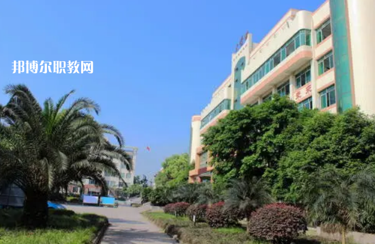 昆明西山區(qū)職業(yè)高級中學(xué)2022年學(xué)費(fèi)、收費(fèi)多少