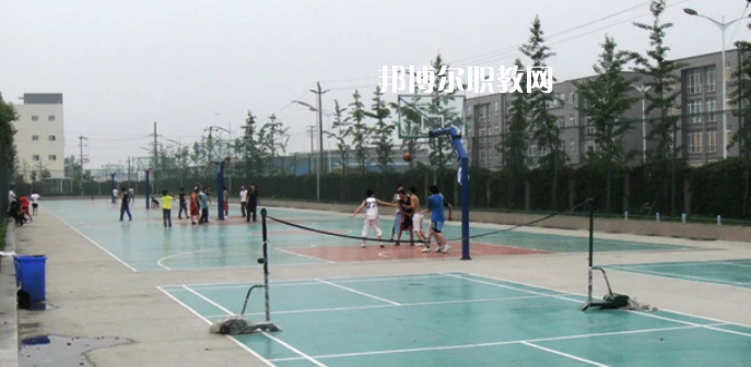 曲靖麒麟職業(yè)技術(shù)學(xué)校2022年學(xué)費、收費多少