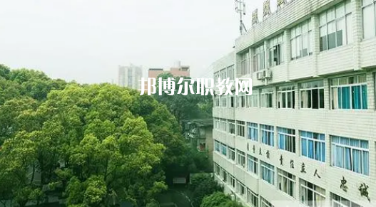德宏州中等職業(yè)學(xué)校2022年學(xué)費、收費多少