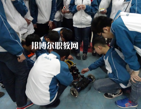 石家莊工程技術(shù)學(xué)校2022年招生辦聯(lián)系電話(huà)
