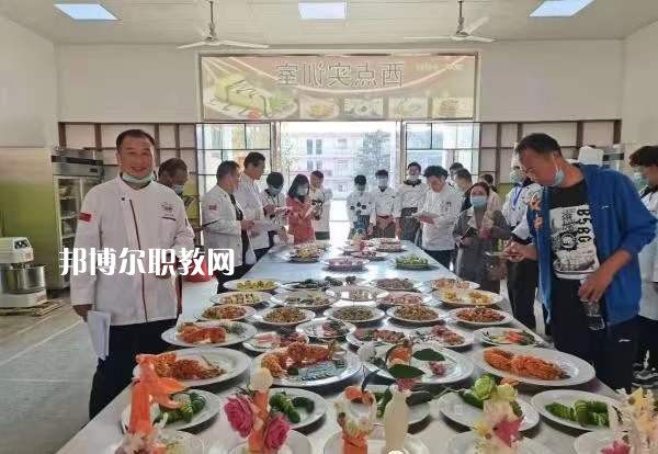 淮北市烈山區(qū)中等專業(yè)學(xué)校2022年報名條件、招生要求、招生對象