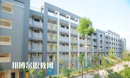 大竹縣職業(yè)中學(xué)2022年報(bào)名條件、招生要求、招生對(duì)象