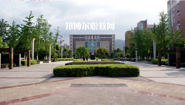 重慶南川隆化職業(yè)中學(xué)校2022年報名條件、招生要求、招生對象