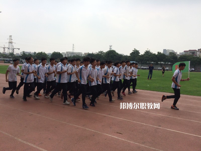 佛山順德區(qū)胡錦超職業(yè)技術(shù)學(xué)校2022年報名條件、招生要求、招生對象
