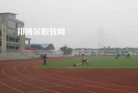臨滄財(cái)貿(mào)學(xué)校2022年學(xué)費(fèi)、收費(fèi)多少