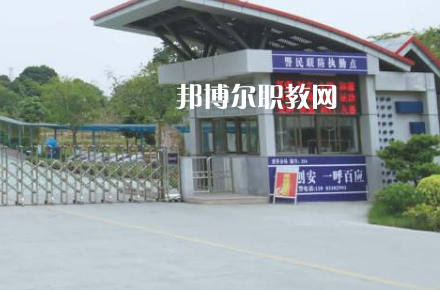 東莞汽車技術(shù)學校2022年報名條件、招生要求、招生對象 