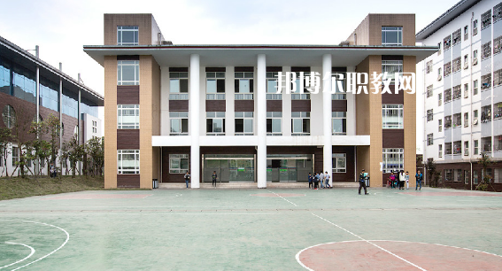 保山中醫(yī)藥高等專科學(xué)校2022年報(bào)名條件、招生要求、招生對(duì)象