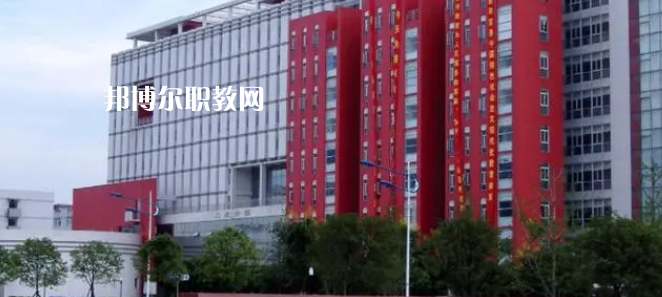 四川音樂學(xué)院附屬中等藝術(shù)學(xué)校怎么樣、好不好