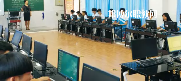樂山市竹根職業(yè)中專學(xué)校2022年報名條件、招生要求、招生對象
