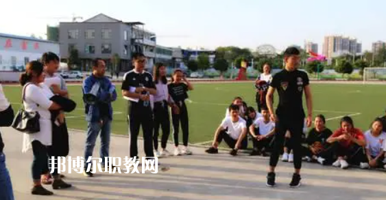 德陽富民技校2022年學(xué)費(fèi)、收費(fèi)多少
