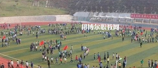 綿陽(yáng)職業(yè)技術(shù)學(xué)院中專部怎么樣、好不好