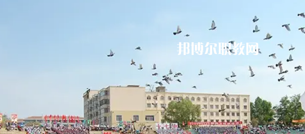 黑龍江省鶴崗衛(wèi)生學(xué)校2022年報(bào)名條件、招生要求、招生對(duì)象