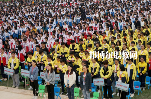 湖南醫(yī)藥職業(yè)中等專業(yè)學校2022年報名條件、招生要求、招生對象