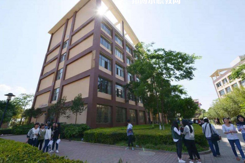 云南商務(wù)職業(yè)學(xué)院2022年報(bào)名條件、招生要求、招生對(duì)象