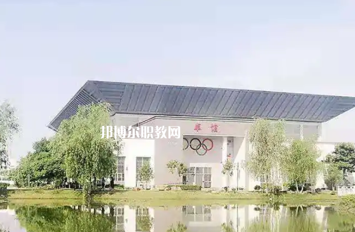 江蘇高淳中等專業(yè)學校2022年報名條件、招生要求、招生對象