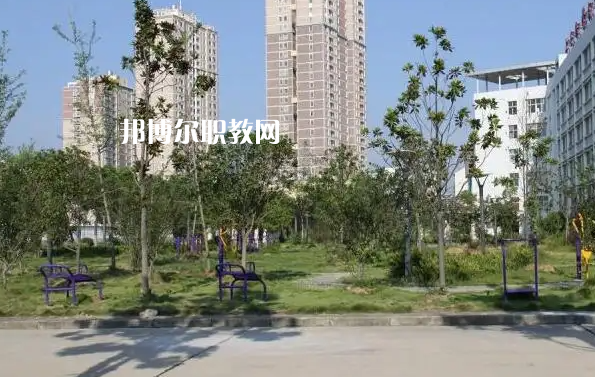 安陸中等職業(yè)技術(shù)學(xué)校2022年報名條件、招生要求、招生對象