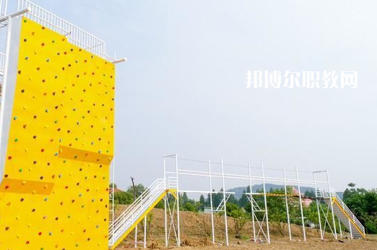 武漢華中藝術(shù)學(xué)校2022年報(bào)名條件、招生要求、招生對(duì)象