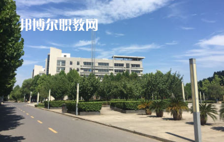武漢儀表電子學(xué)校2022年報(bào)名條件、招生要求、招生對(duì)象