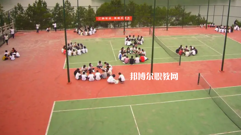 廣東貿(mào)易職業(yè)技術(shù)學(xué)校2022年報名條件、招生要求、招生對象