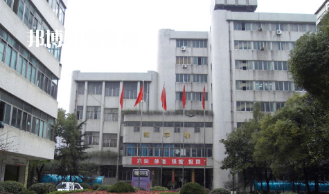 武漢洪山外經(jīng)貿(mào)學校2022年怎么樣、好不好