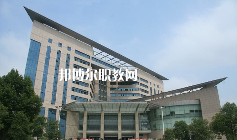 湖北現(xiàn)代技術(shù)學(xué)校2022年怎么樣、好不好