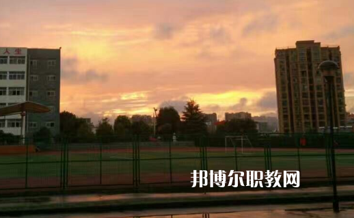 湖北十堰職業(yè)技術集團學校2022年網站網址