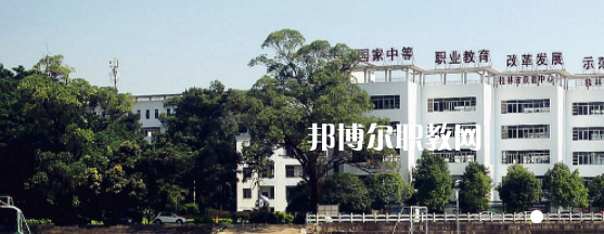 桂林市旅游職業(yè)中等專業(yè)學(xué)校2022年報(bào)名條件、招生要求、招生對(duì)象