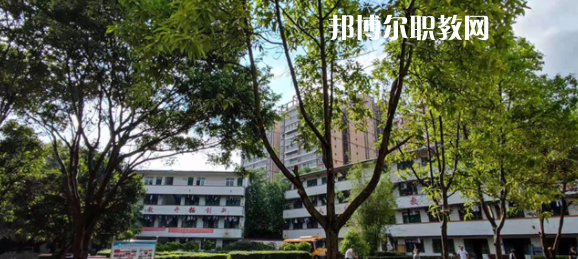 廣西玉林市現(xiàn)代職業(yè)技術(shù)學(xué)校2022年報(bào)名條件、招生要求、招生對(duì)象